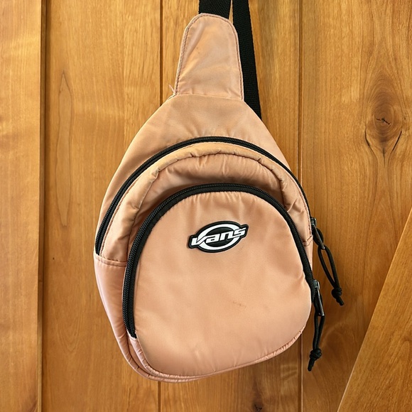 Vans shoulder bag peach in color double pockets. - Picture 1 of 10